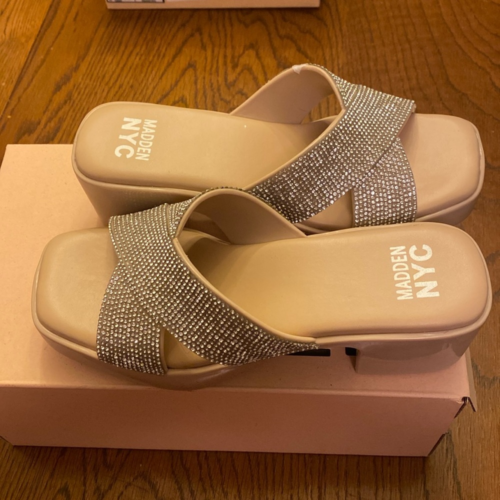 Madden NYC sandals